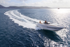 Speed boat
